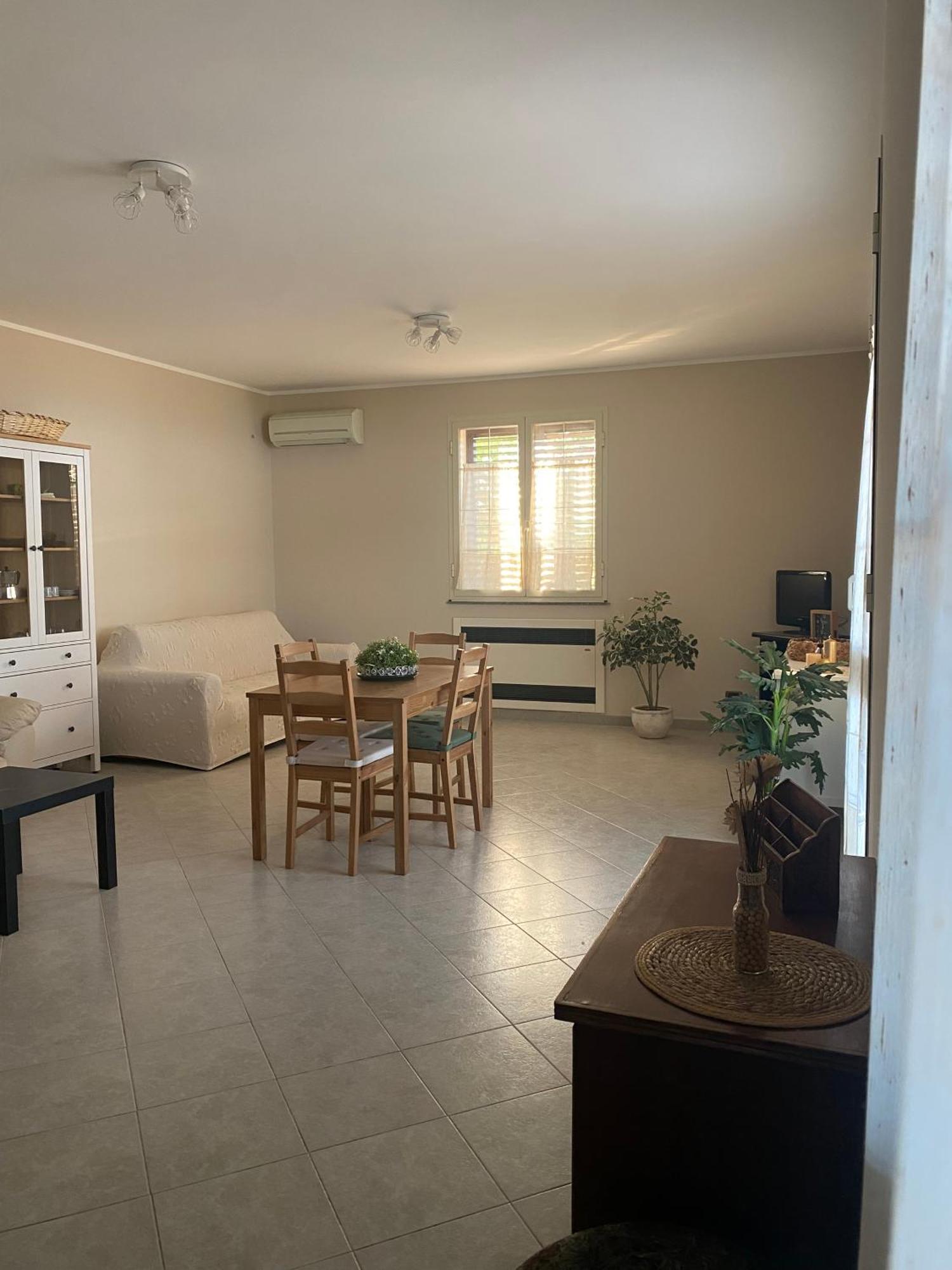 Maeri Home Augusta Luaran gambar